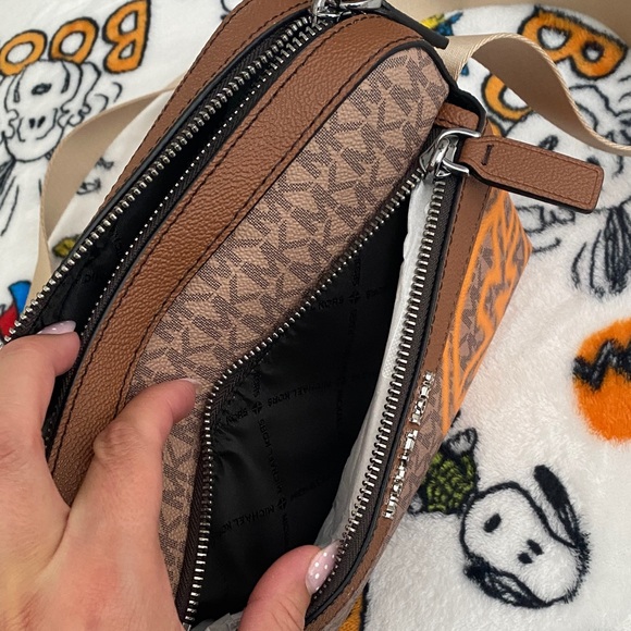 Michael Kors Tan and Orange Logo Crossbody Bag - Picture 3 of 8